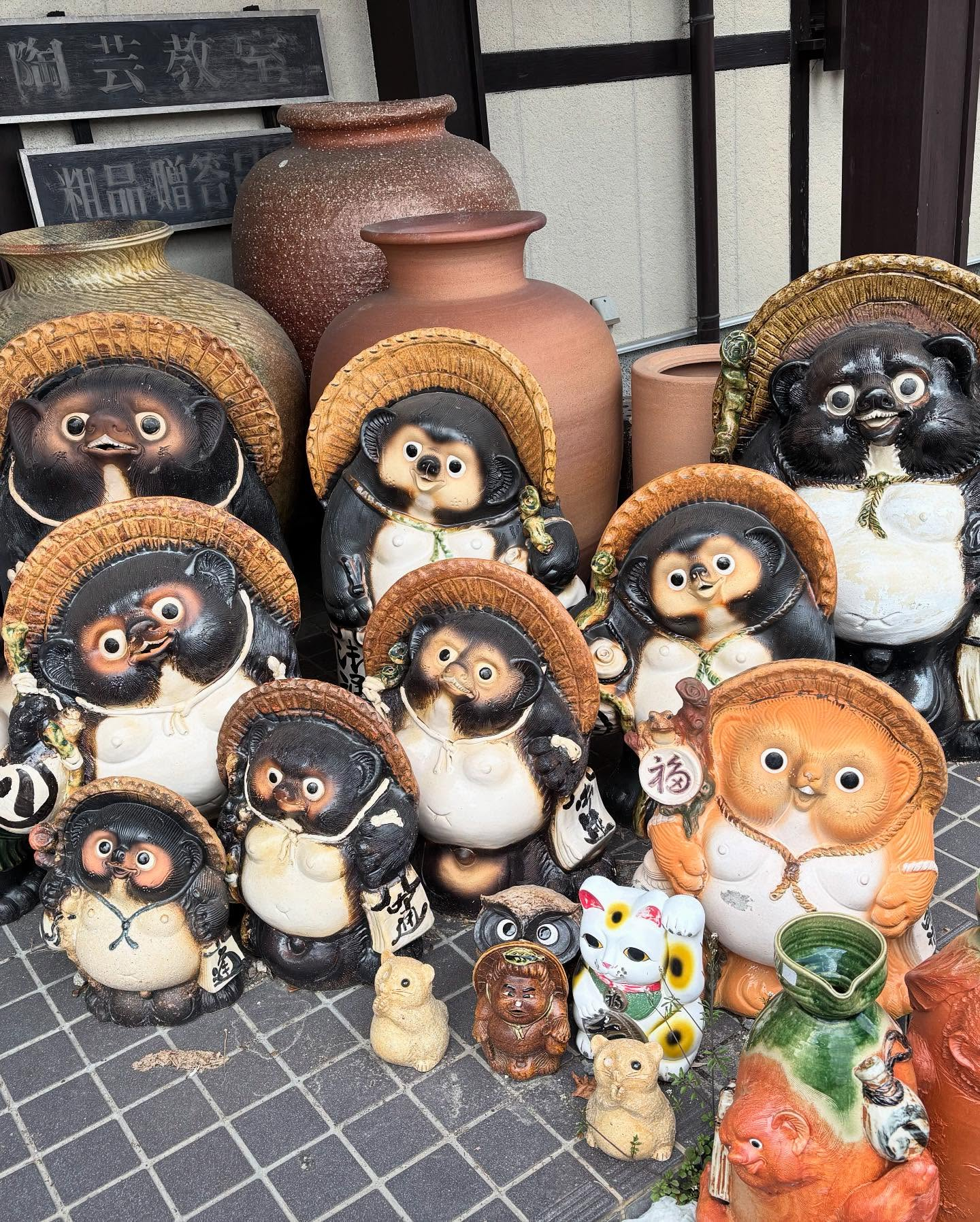 こんにちは！✨滋賀県甲賀市の信楽陶苑で素敵なたぬきと出会いま...